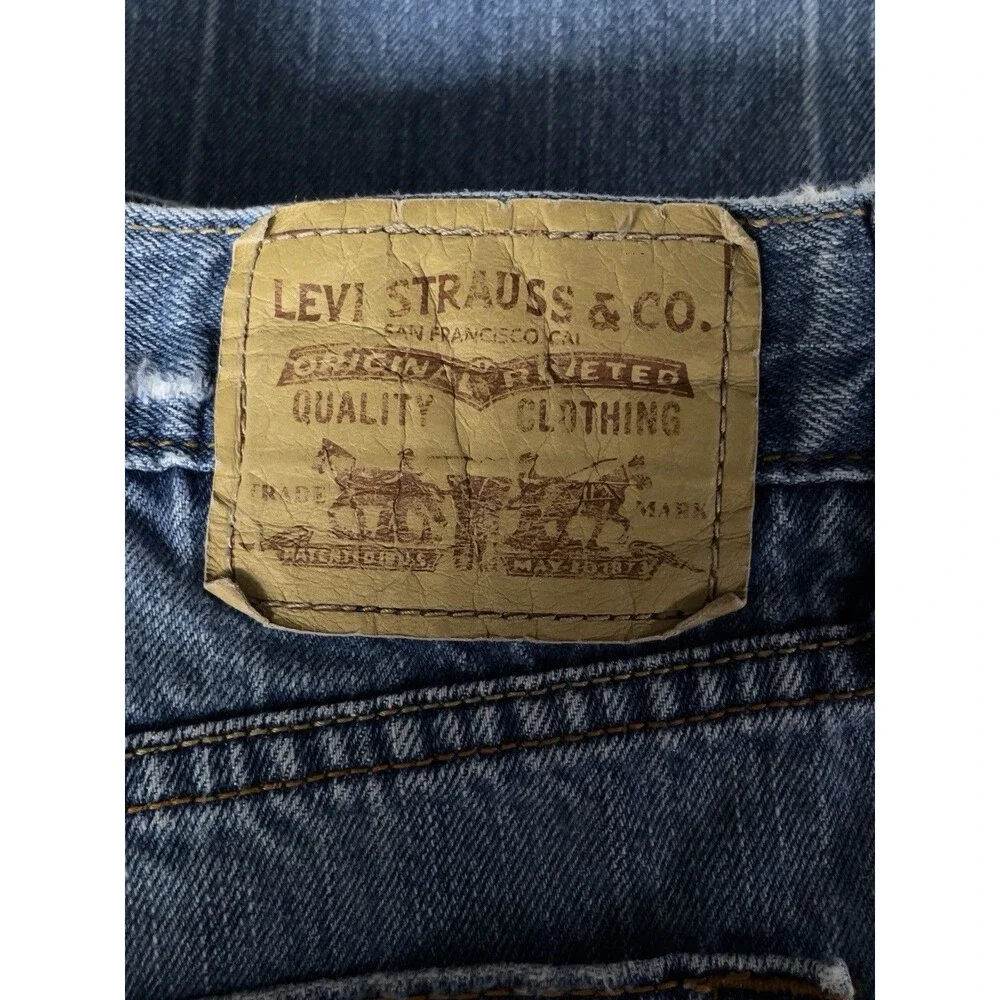 Y2K Vintage Levi’s 514 Slim Straight Men’s W36 L34 Blue Distressed Denim Jeans